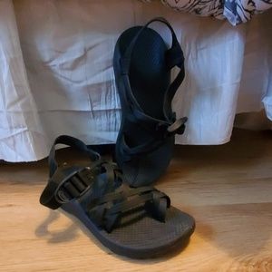 Chacos black
